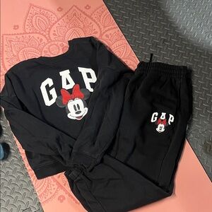 Gap x Disney set